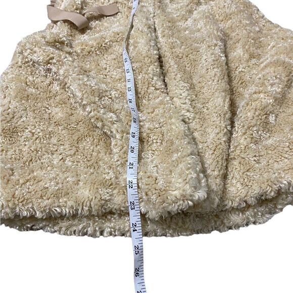 Anthropologie Akemi + Kin ALONNA Teddy Plush Vest Jacket - Picture 5 of 10